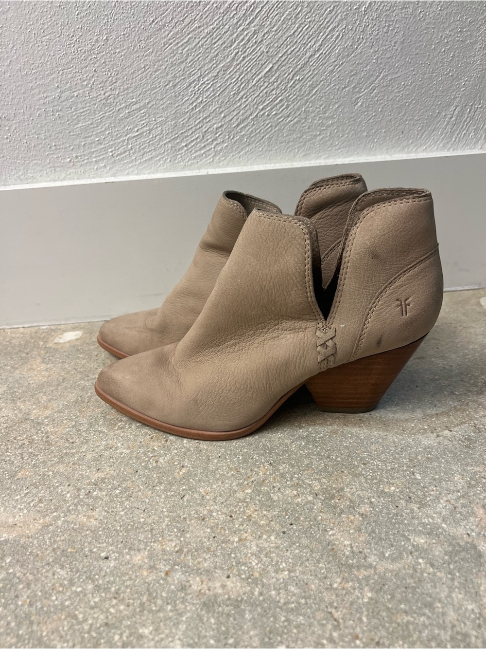 Frye Women’s Taupe Beige Leather Ankle Booties